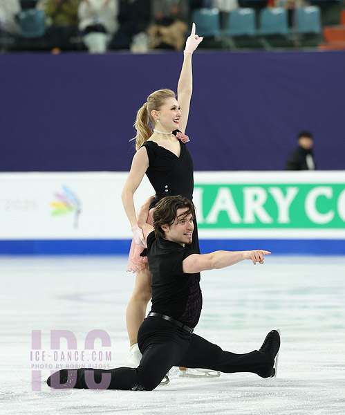 Alicia Fabbri & Paul Ayer (CAN)