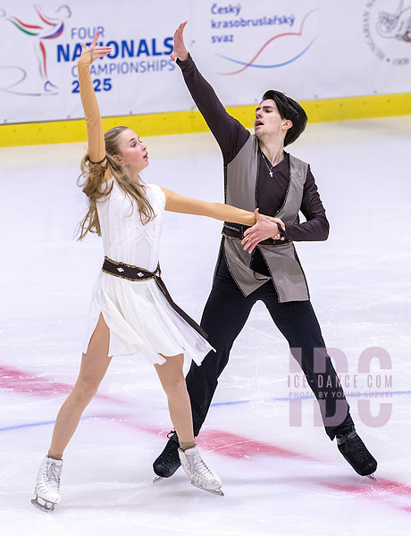 Marina Belovodjaninova & Aleksandr Tokarev (CZE)