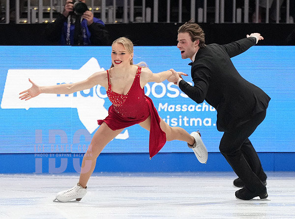 Phebe Bekker & James Hernandez (GBR)