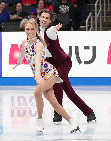 Phebe Bekker & James Hernandez (GBR)