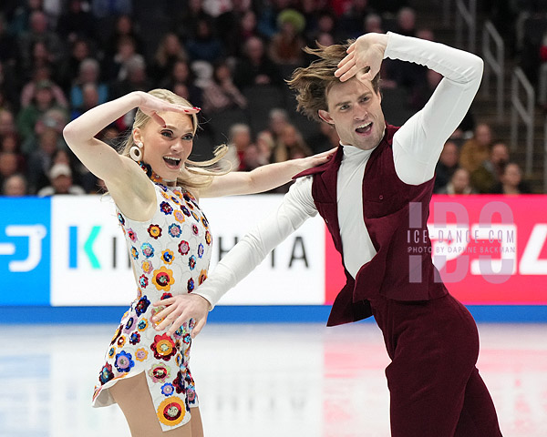 Phebe Bekker & James Hernandez (GBR)