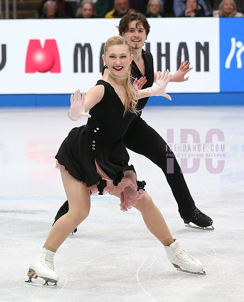 Alicia Fabbri & Paul Ayer (CAN)