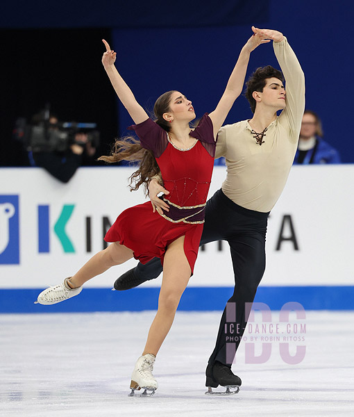 Laura Finelli & Massimiliano Bucciarelli (ITA)