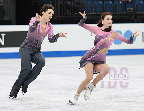 Darya Grimm & Michail Savitskiy (GER)