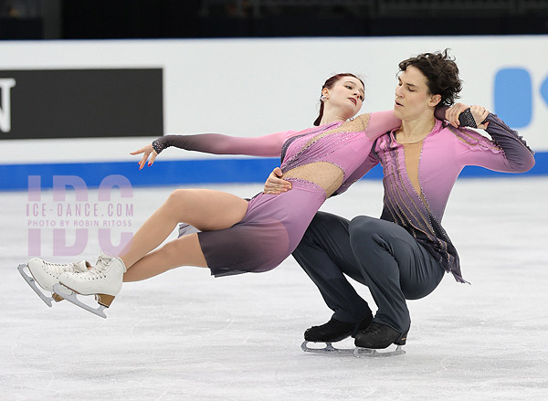 Darya Grimm & Michail Savitskiy (GER)