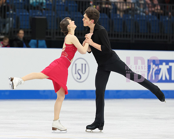 Lilia Schubert & Nikita Remeshevskiy (GER)