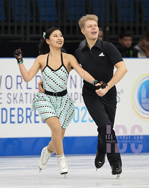 Charlotte Chung & Axel Mackenzie (SWE)