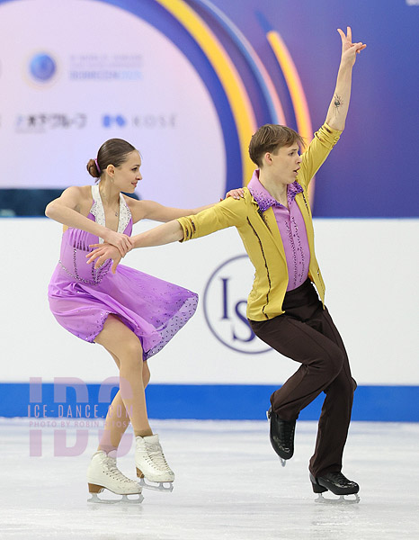 Ksenia Sipunova & Miron Korjagin (EST)