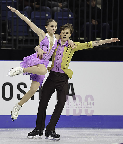 Ksenia Sipunova & Miron Korjagin (EST)