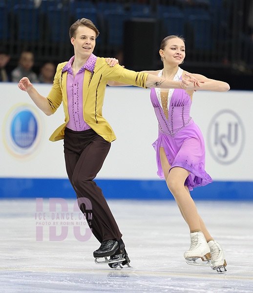 Ksenia Sipunova & Miron Korjagin (EST)