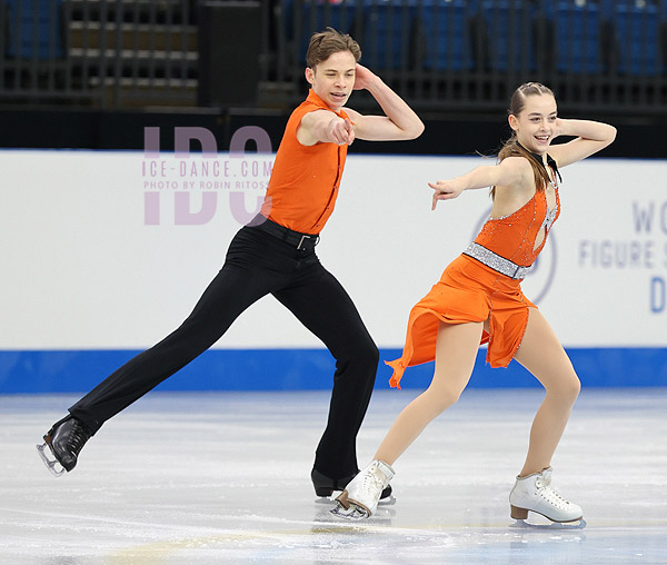 Aneta Vaclavikova & Ivan Morozov (SVK)