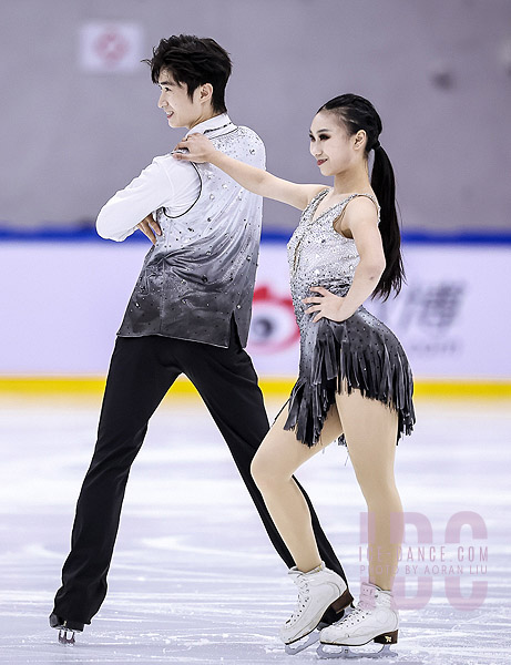 Xiaoxi Li & Yueyang Wang