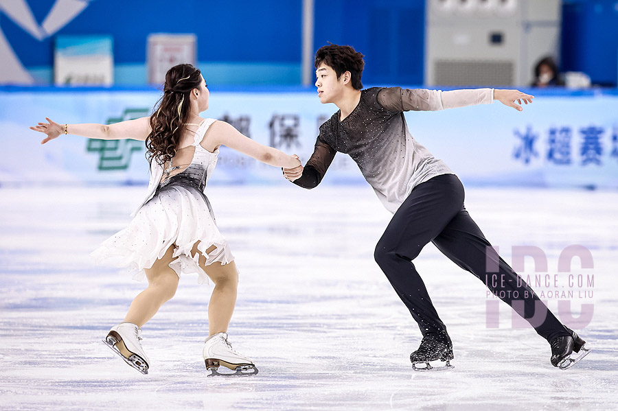 Jiaying Wu & Xiang Liu