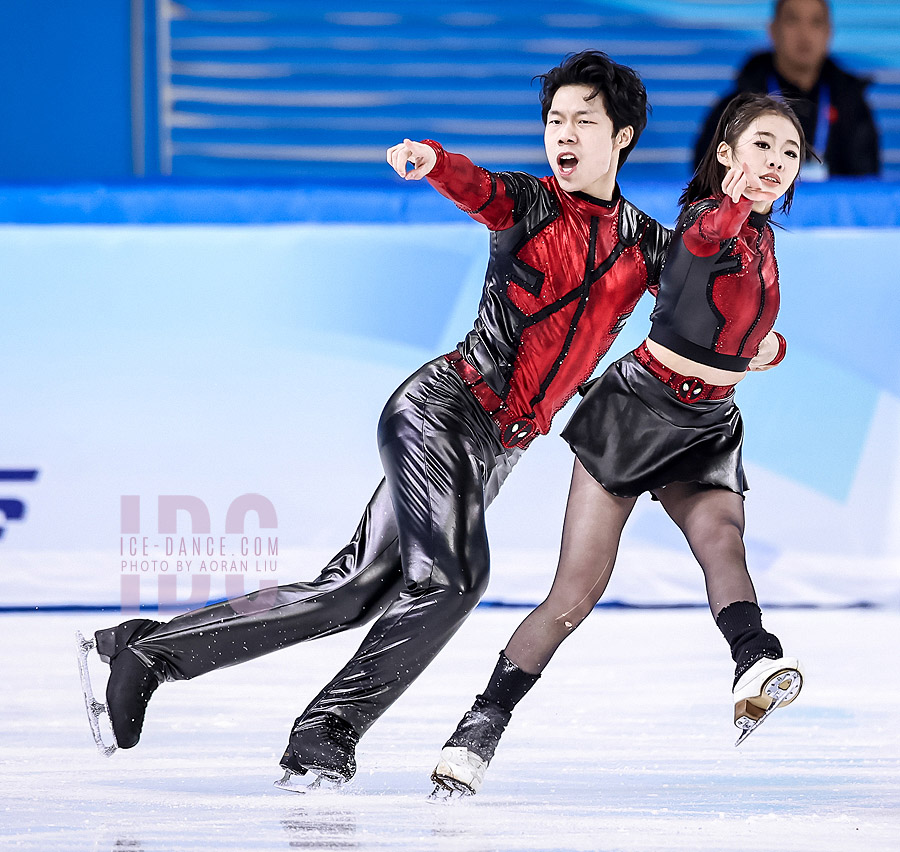 Yuxi Gao & Zhouhao Ji