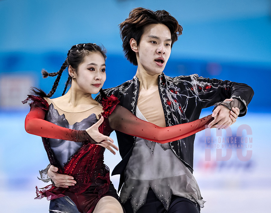 Zhixuan Li & Quanshuo Ge