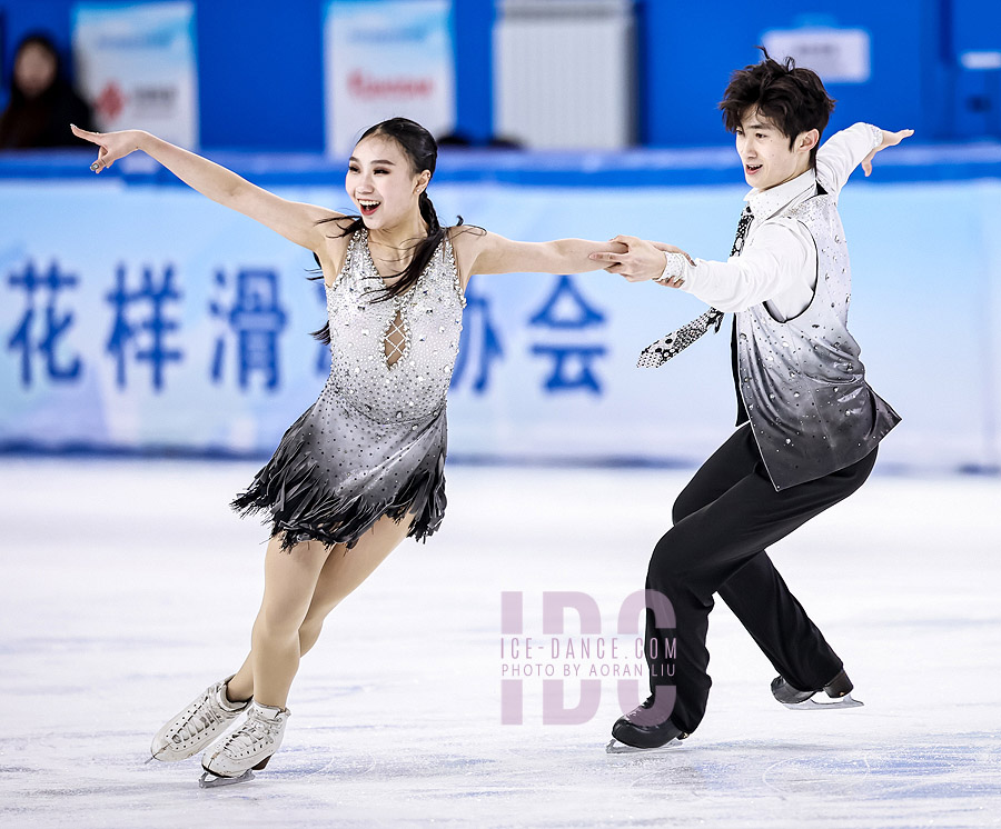 Xiaoxi Li & Yueyang Wang