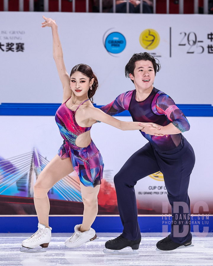 Zixi Xiao & Linghao He (CHN)