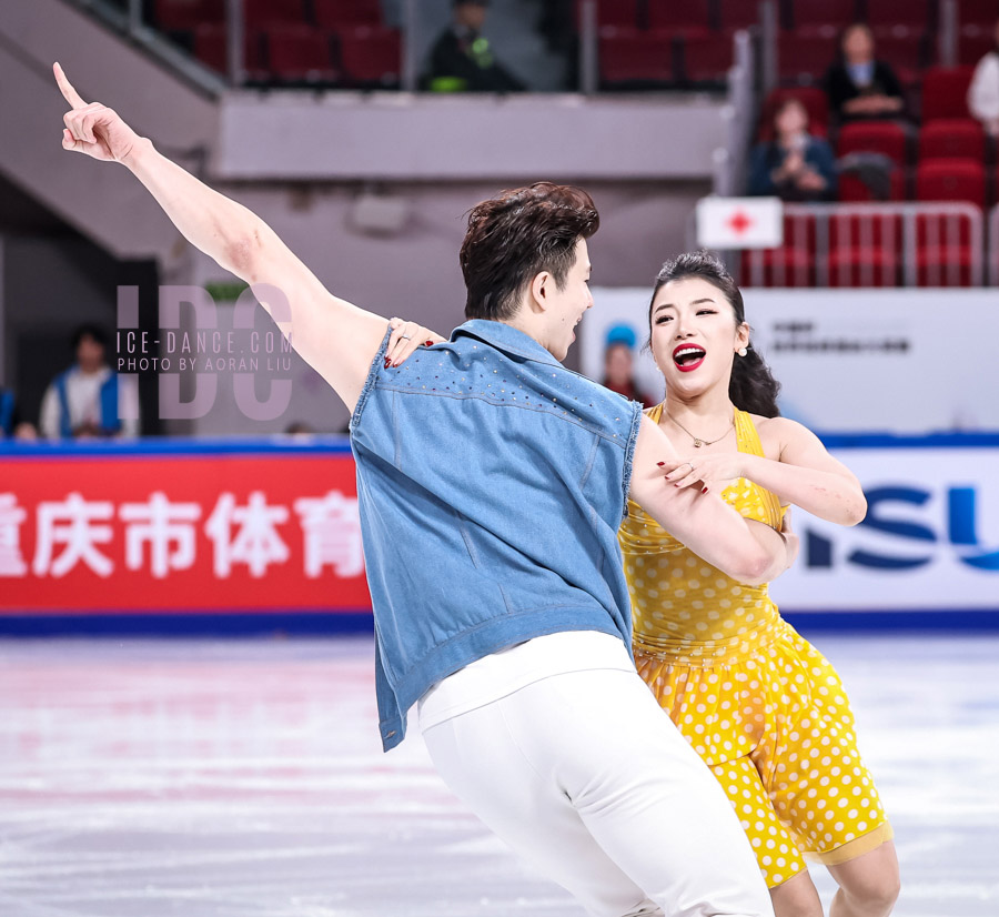 Shiyue Wang & Xinyu Liu (CHN)