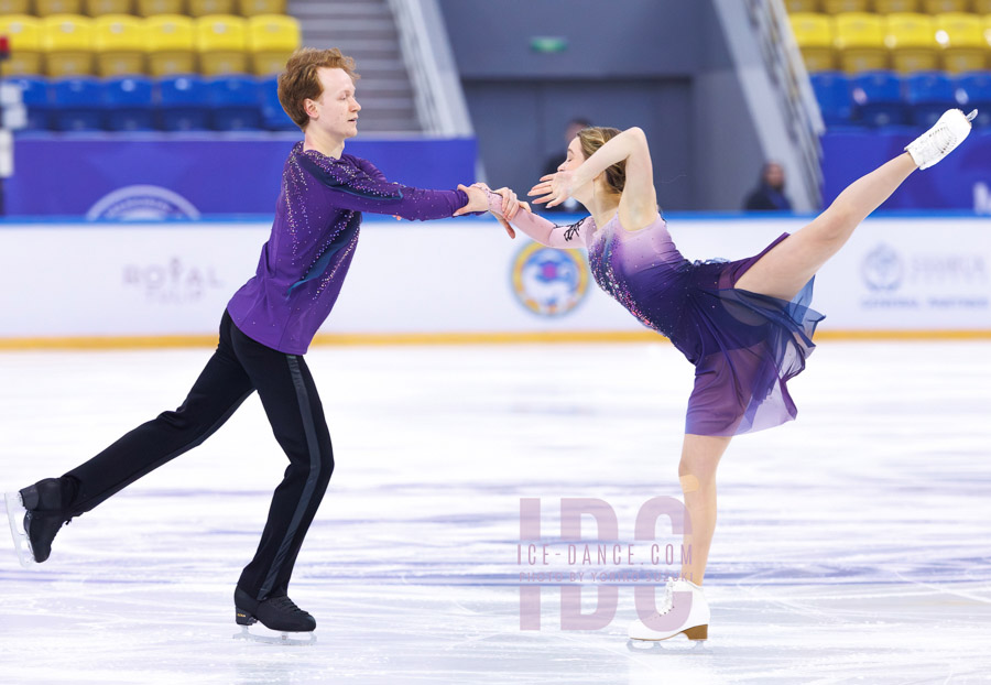 Kristina Dobroserdova & Alessandro Pellegrini (ARM)