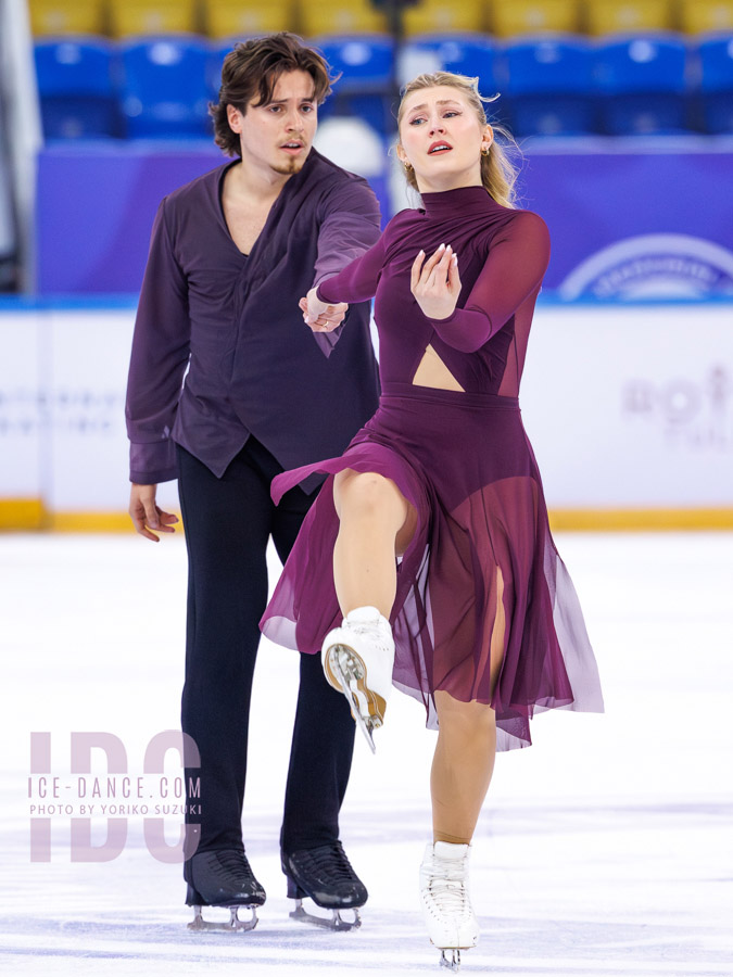 Alicia Fabbri & Paul Ayer (CAN)