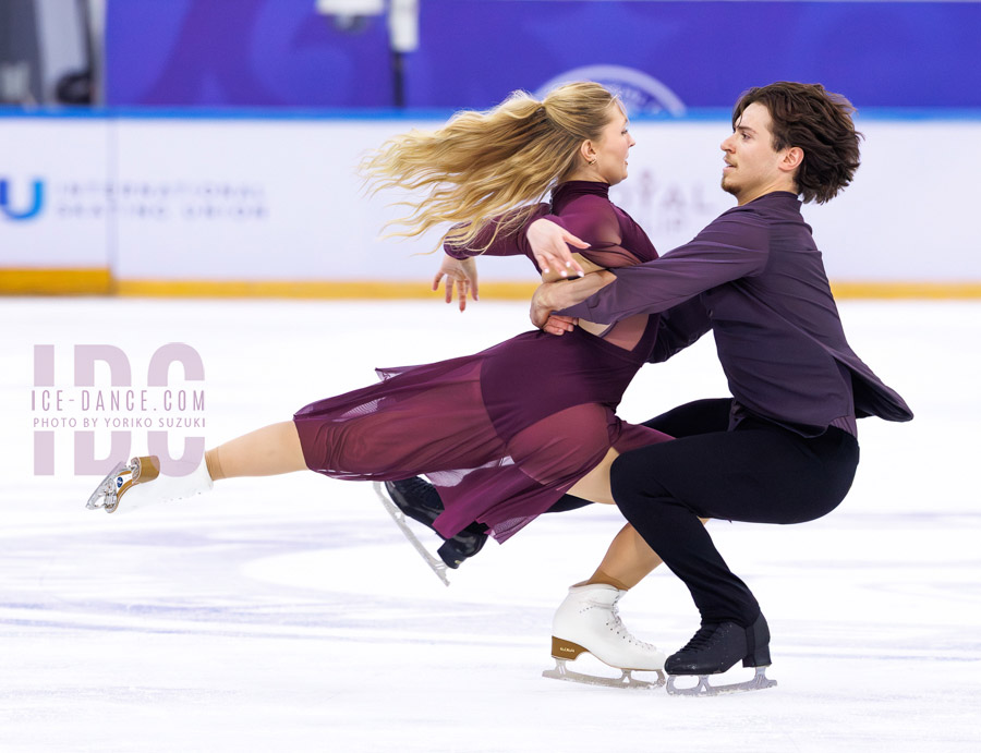 Alicia Fabbri & Paul Ayer (CAN)