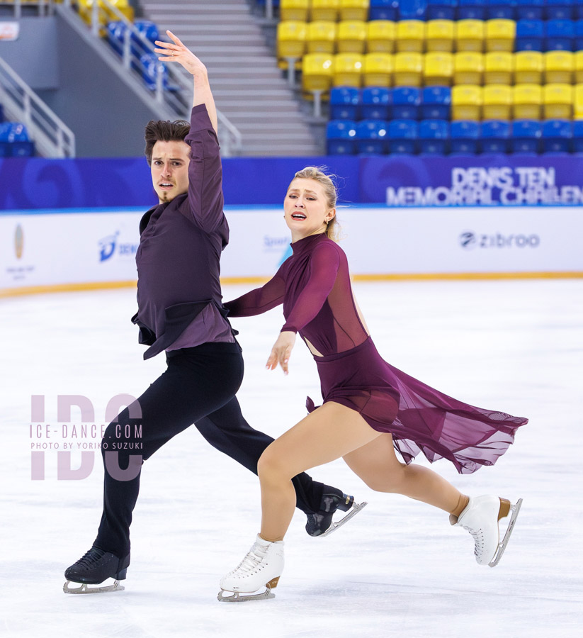 Alicia Fabbri & Paul Ayer (CAN)