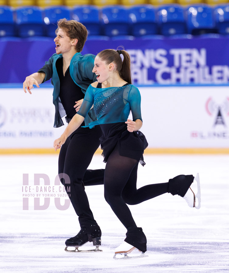 Oona Brown & Gage Brown (USA)