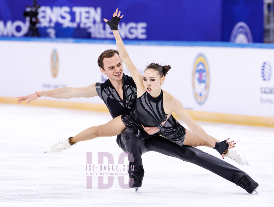 Gauhkhar Nauryzova & Boyisangur Datiev (KAZ)