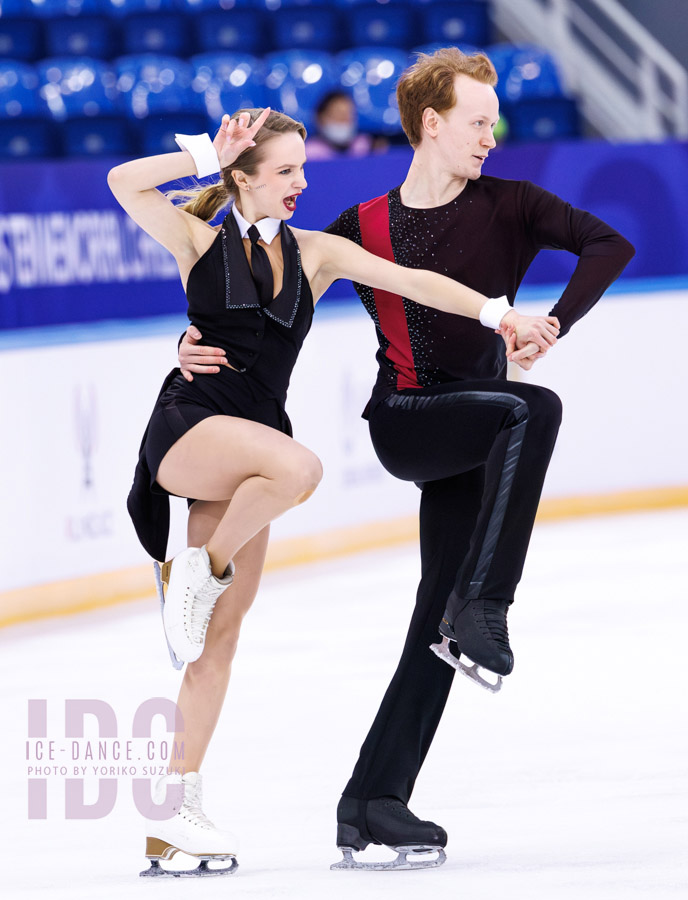 Kristina Dobroserdova & Alessandro Pellegrini (ARM)