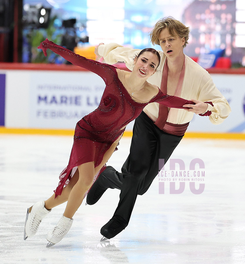 Diana Davis & Gleb Smolkin (GEO)