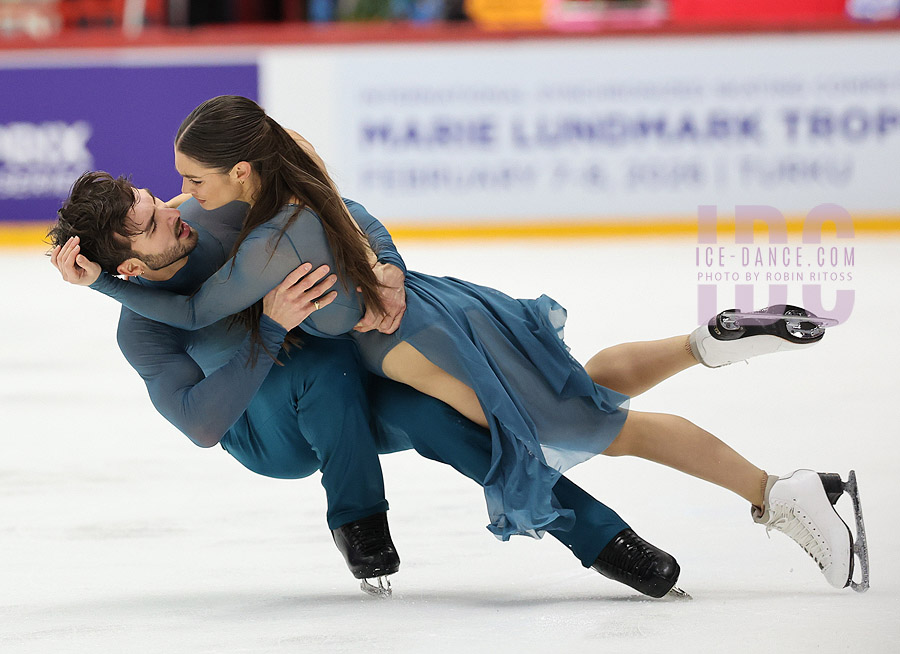 Laurence Fournier Beaudry & Guillaume Cizeron (FRA)