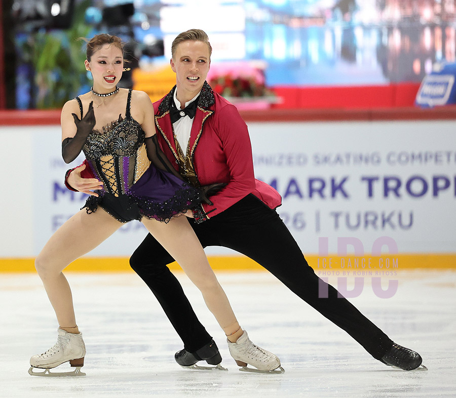 Yuka Orihara & Juho Pirinen (FIN)