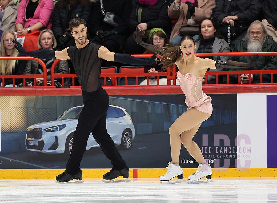 Laurence Fournier Beaudry & Guillaume Cizeron (FRA)