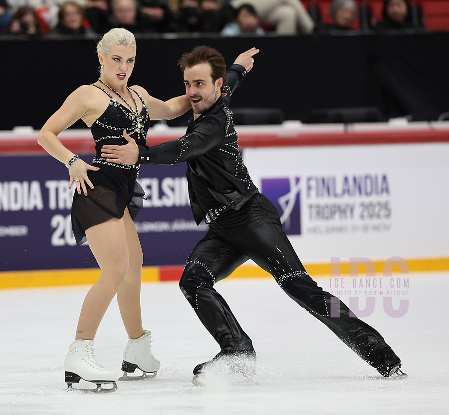 Olivia Smart & Tim Dieck (ESP)	