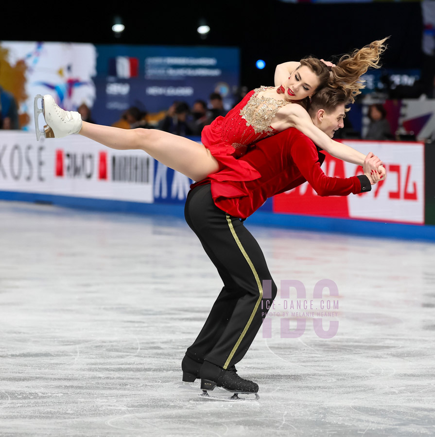 Iryna Pidgaina & Artem Koval (UKR)