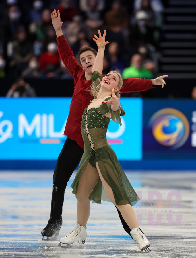 Jasmine Robertson & Chase Rohner (USA)