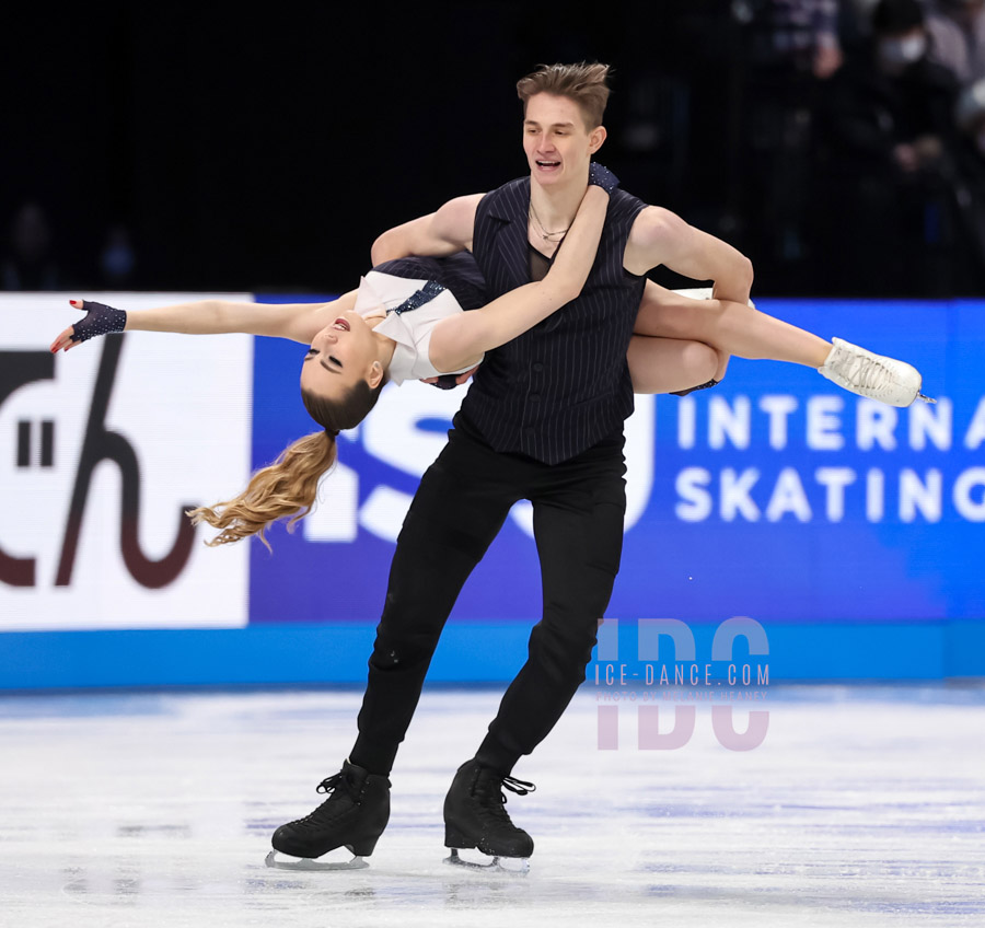 Iryna Pidgaina & Artem Koval (UKR)