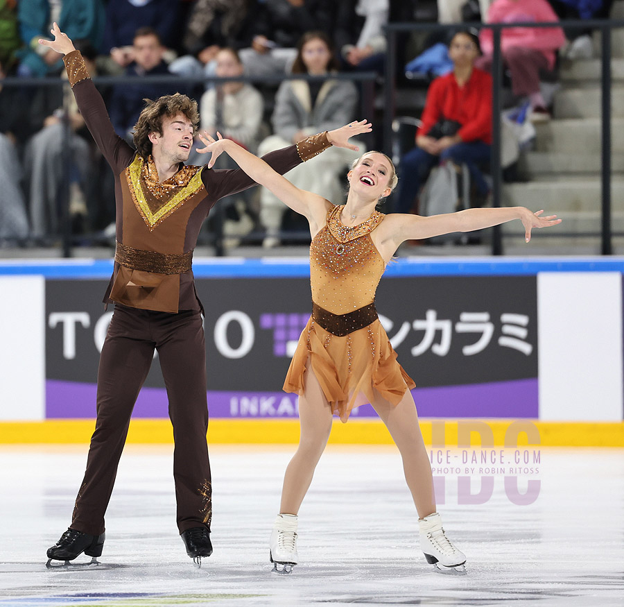 Eva Pate & Logan Bye (USA)