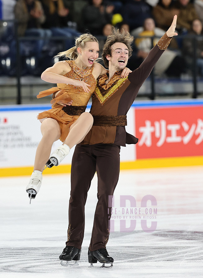 Eva Pate & Logan Bye (USA)