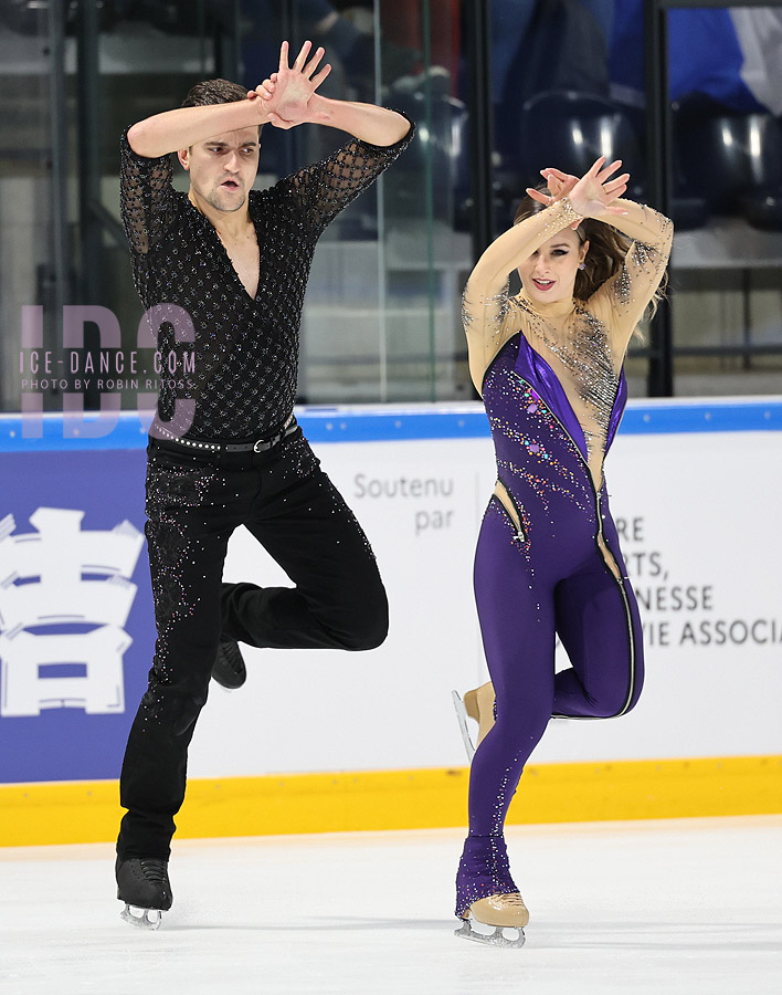 Marie-Jade Lauriault & Romain Le Gac (CAN)