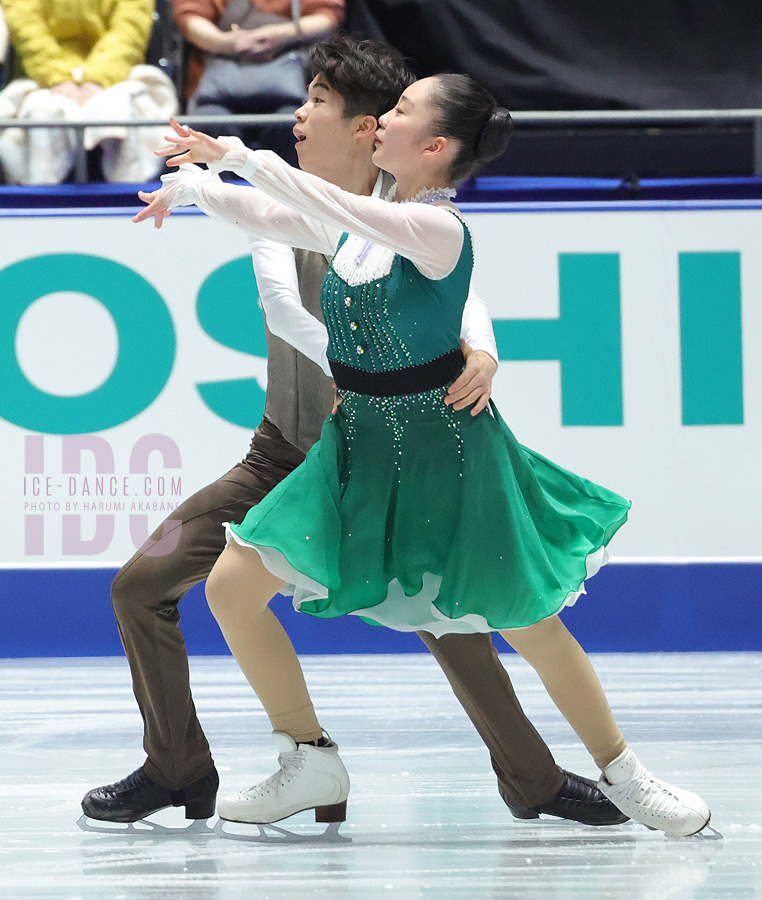 Mizuho Sugimoto & Eisuke Kumano