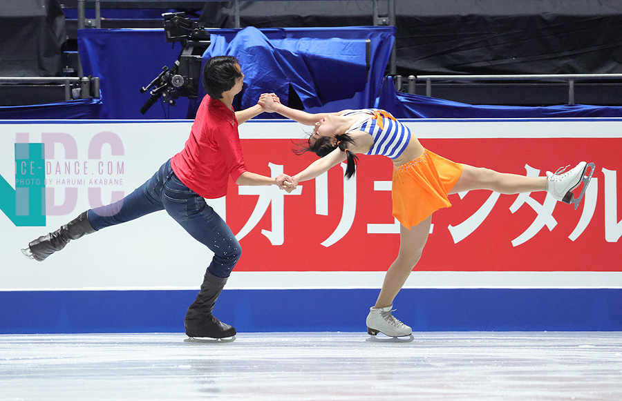 Sumire Yoshida & Ibuki Ogahara