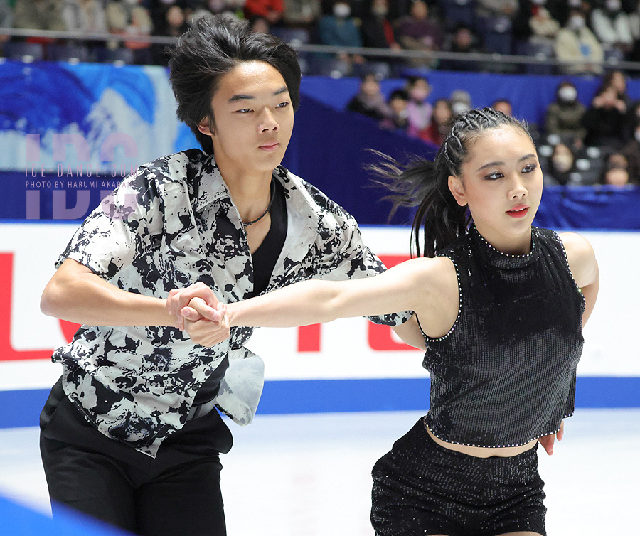 Sumire Yoshida & Ibuki Ogahara