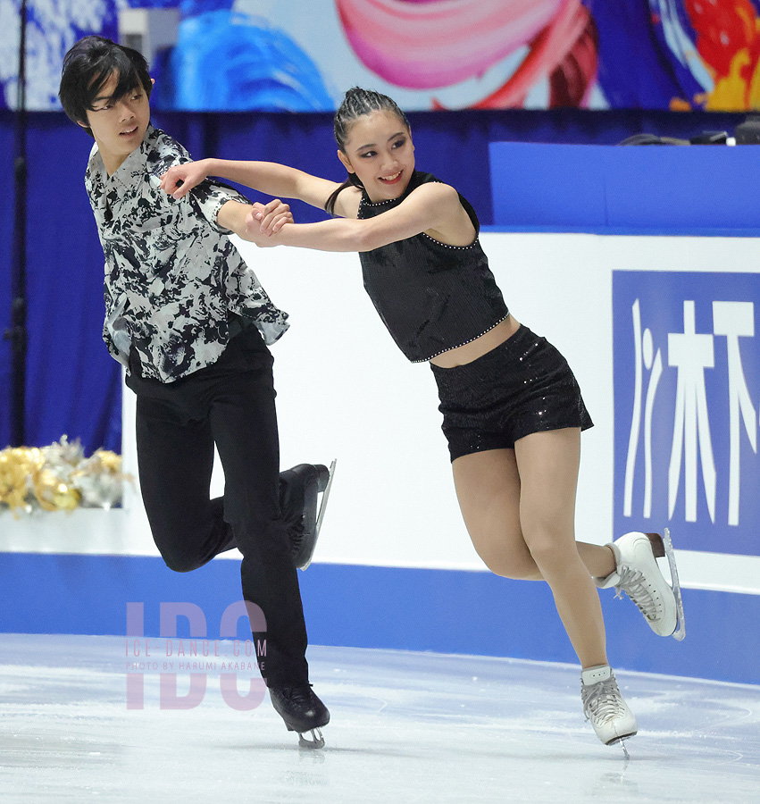 Sumire Yoshida & Ibuki Ogahara