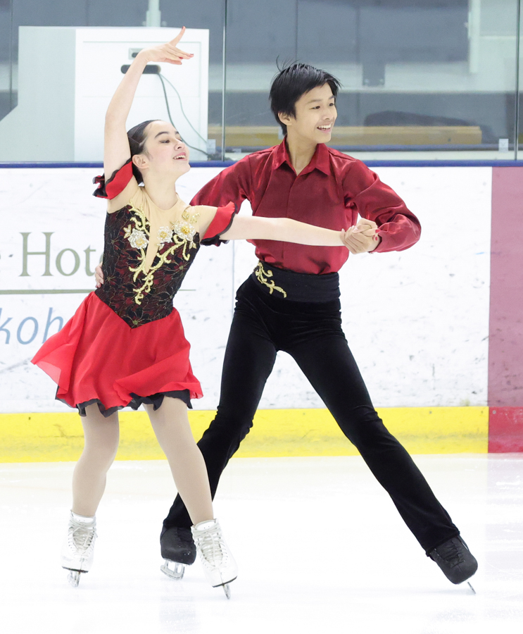Erin Akita & Haruki Tsuchiya