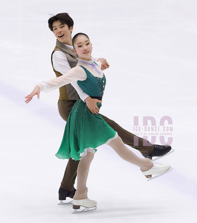 Mizuho Sugimoto & Eisuke Kumano