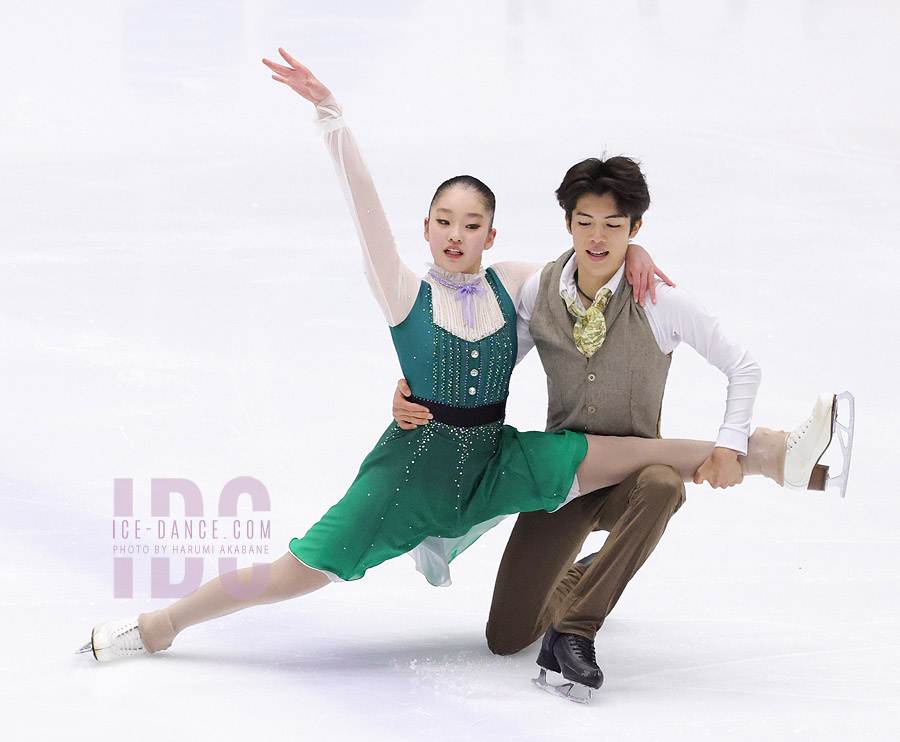 Mizuho Sugimoto & Eisuke Kumano