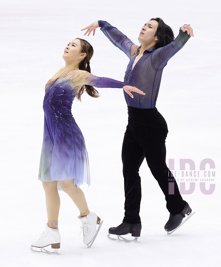 Chisato Urumatsu & Atsuhiko Tamura