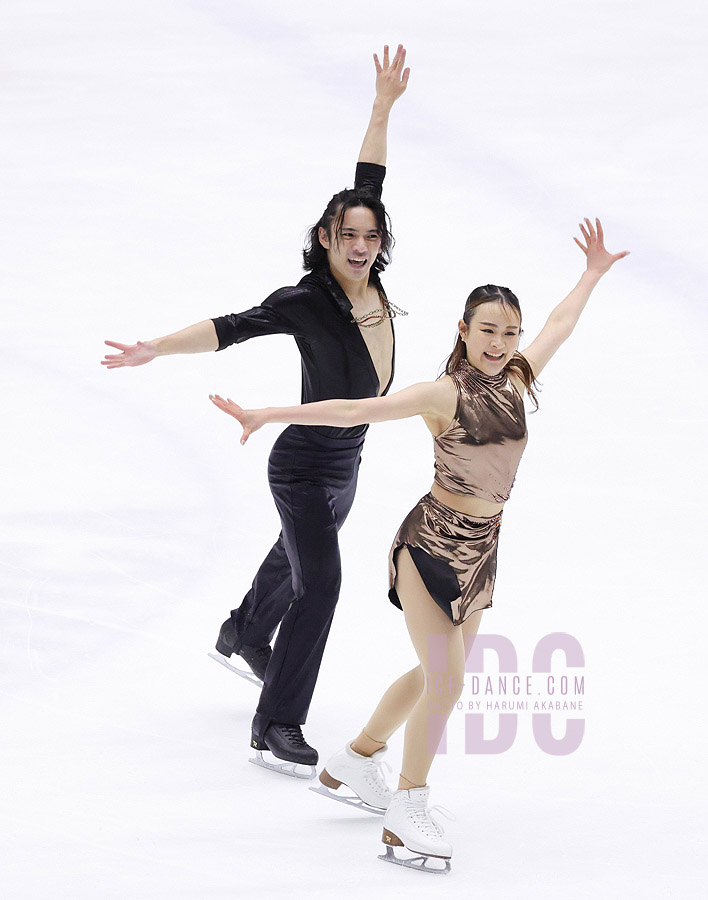 Chisato Urumatsu & Atsuhiko Tamura