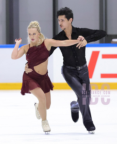 Lily Hensen & Nathan Lickers (CAN)